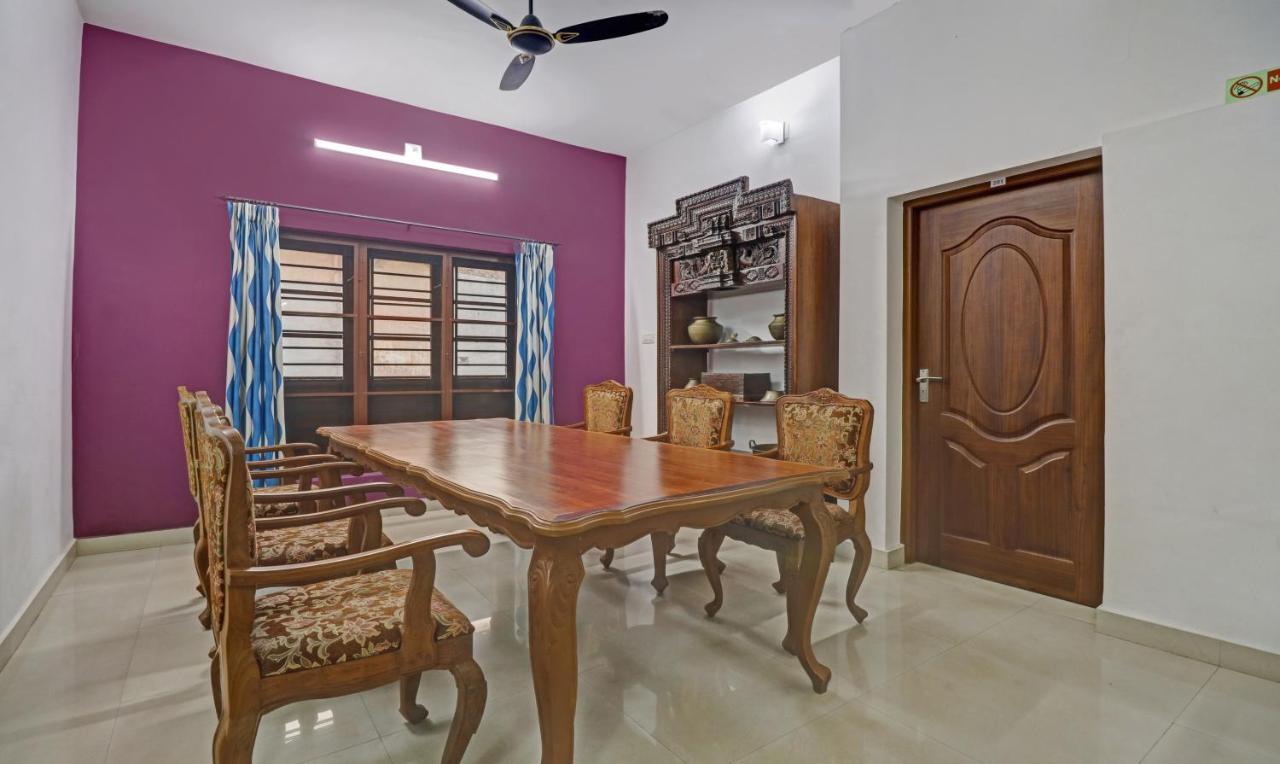 Treebo Backpackers Inn Kochi Ngoại thất bức ảnh