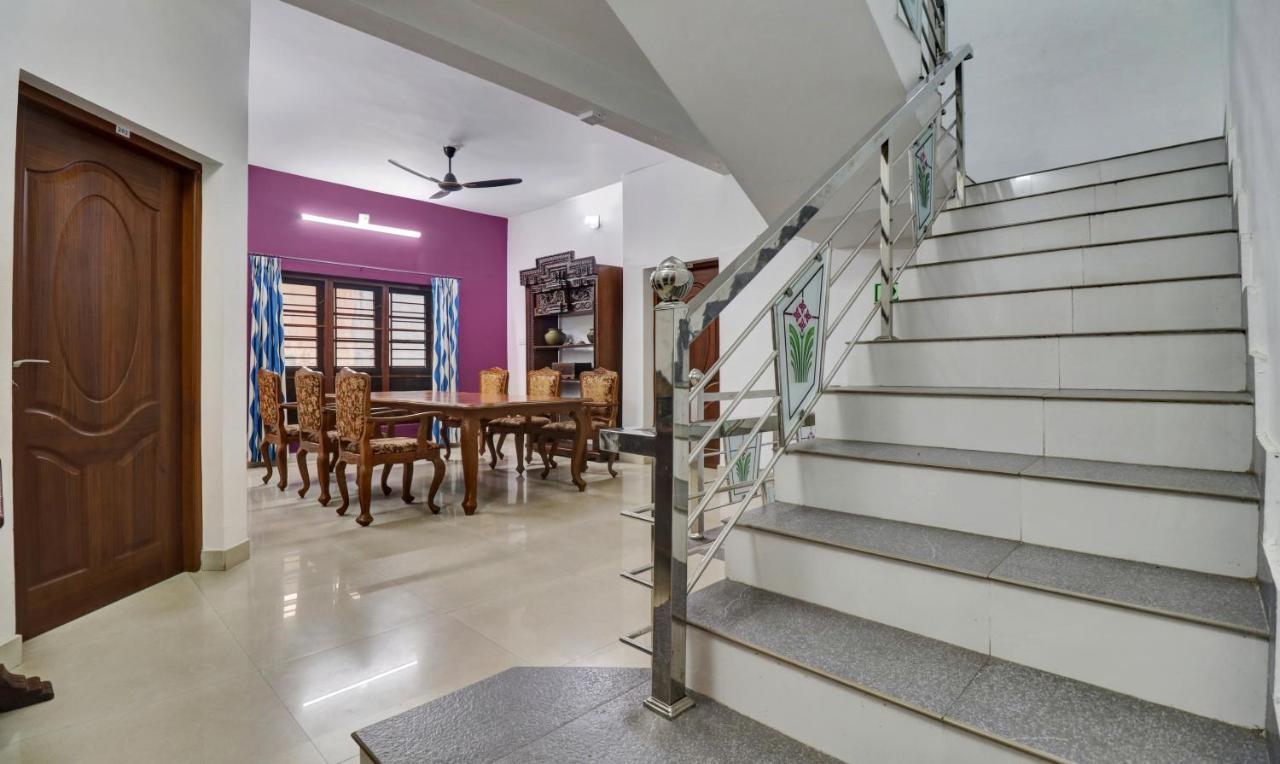 Treebo Backpackers Inn Kochi Ngoại thất bức ảnh